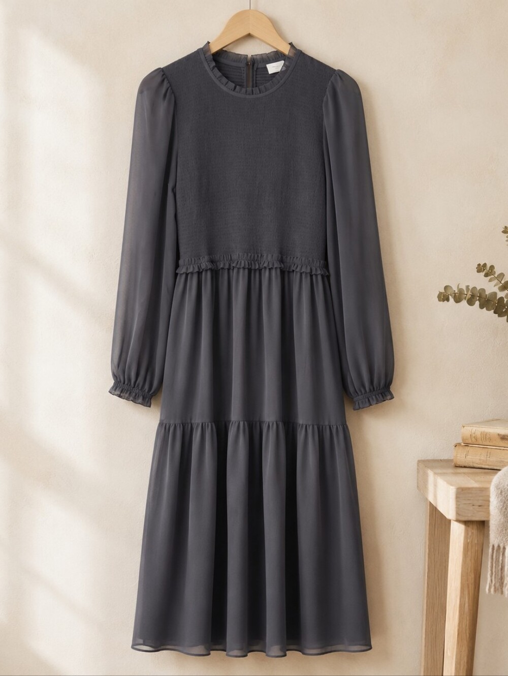 Wilfred Aritzia Charcoal Long Sleeve Tiered Midi Dress Medium